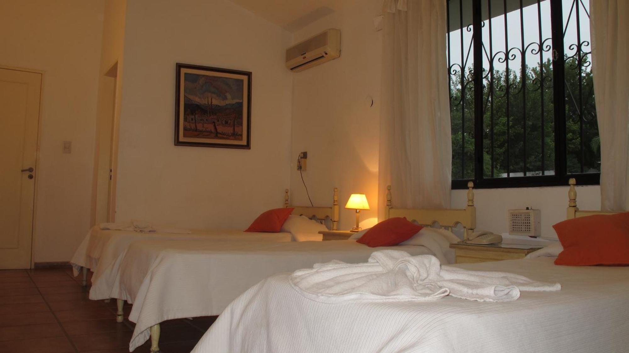 Portal De La Montana Hotel Villa Carlos Paz Quarto foto