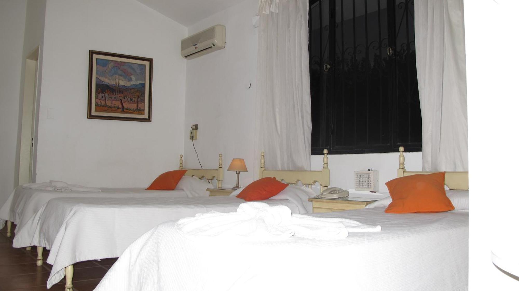 Portal De La Montana Hotel Villa Carlos Paz Quarto foto